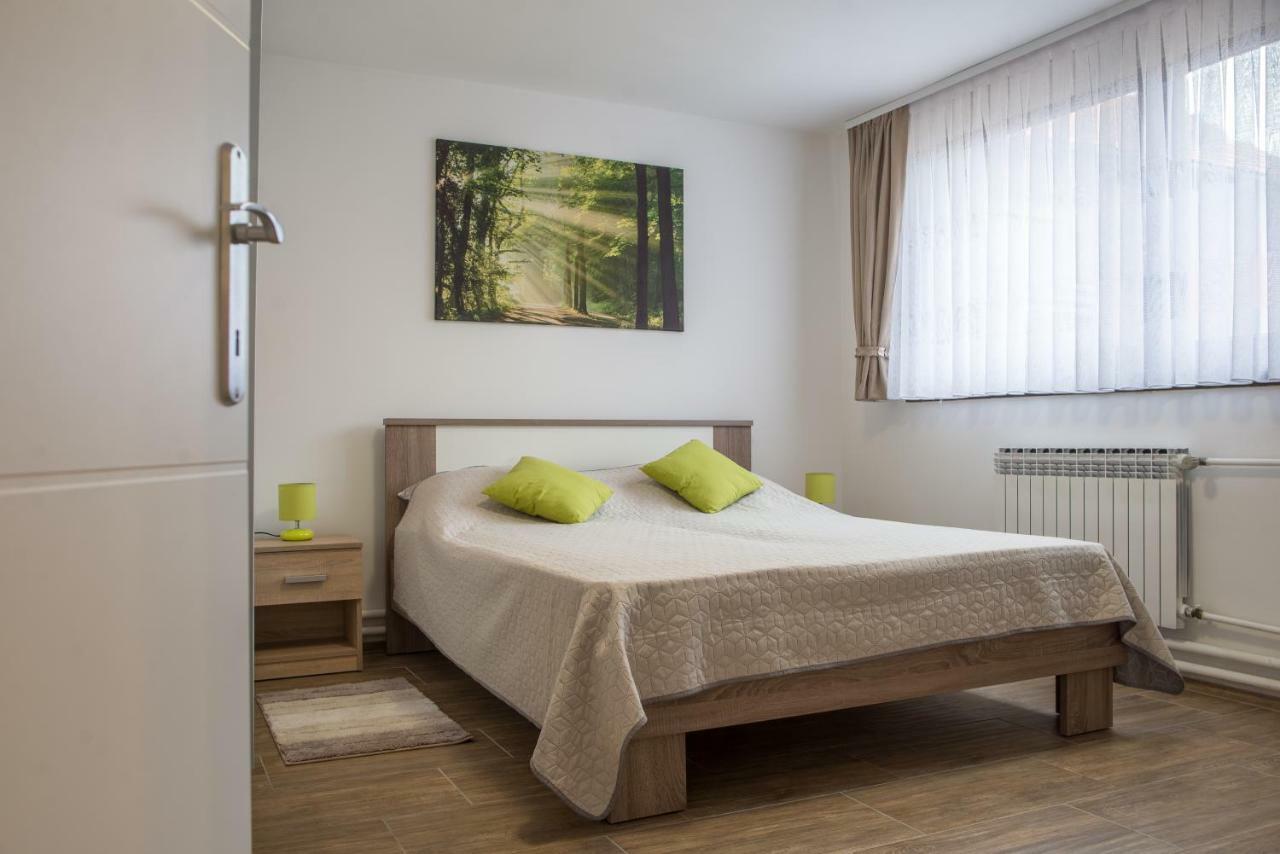 Apartment Vir Карловац Екстериор снимка