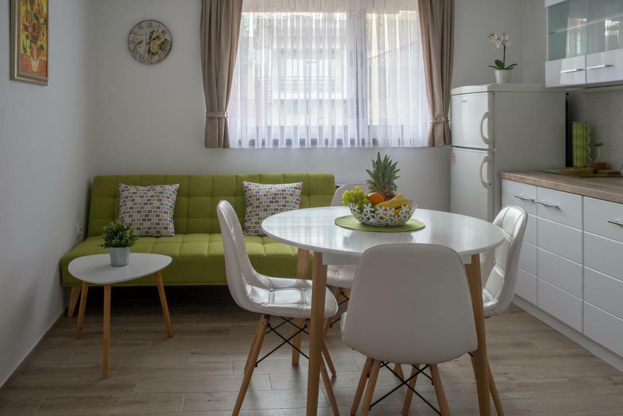 Apartment Vir Карловац Екстериор снимка