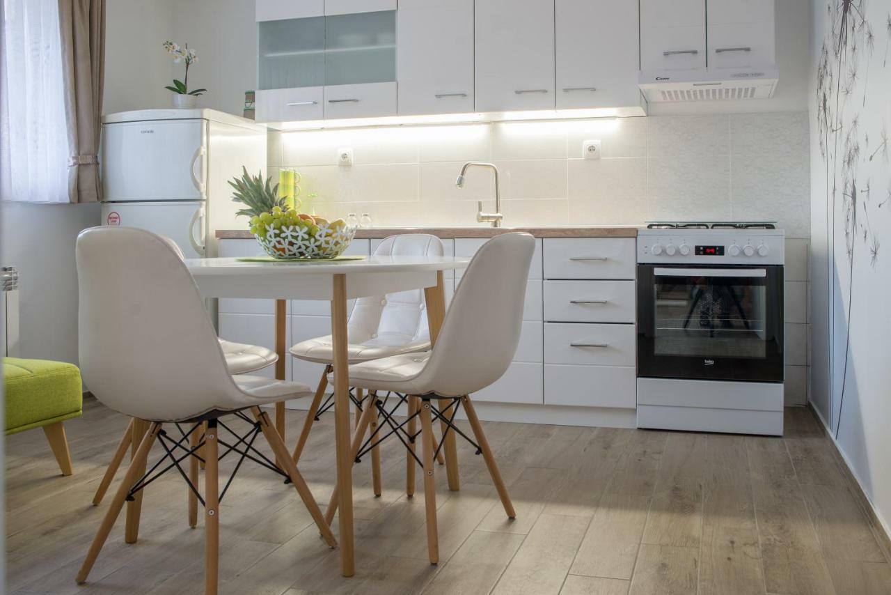 Apartment Vir Карловац Екстериор снимка